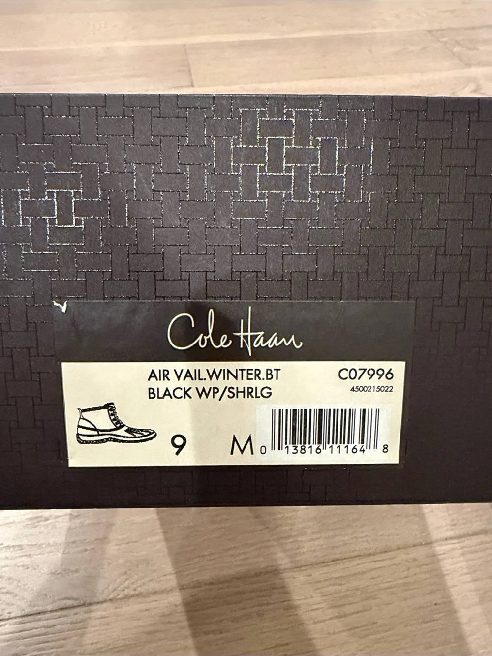 Cole Haan box label